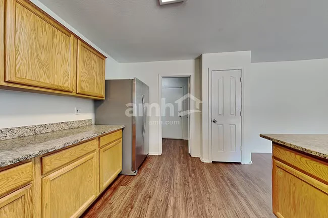 7923 W Payson Rd Phoenix, AZ 85043 photo 4