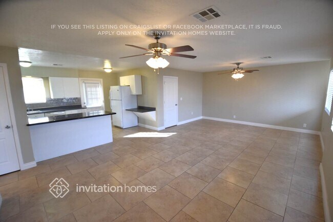 2247 W Cortez St Phoenix, AZ 85029 photo 2