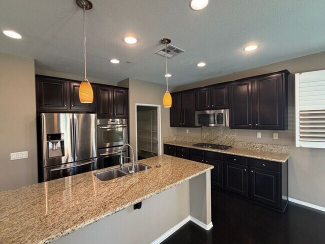 27238 Avon Ln Temecula, CA 92591 photo 3