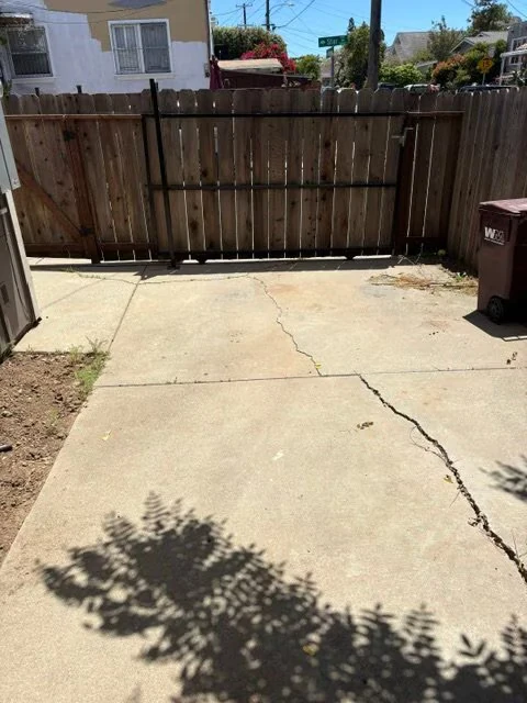 3201 Star Ave Oakland, CA 94619 photo 2