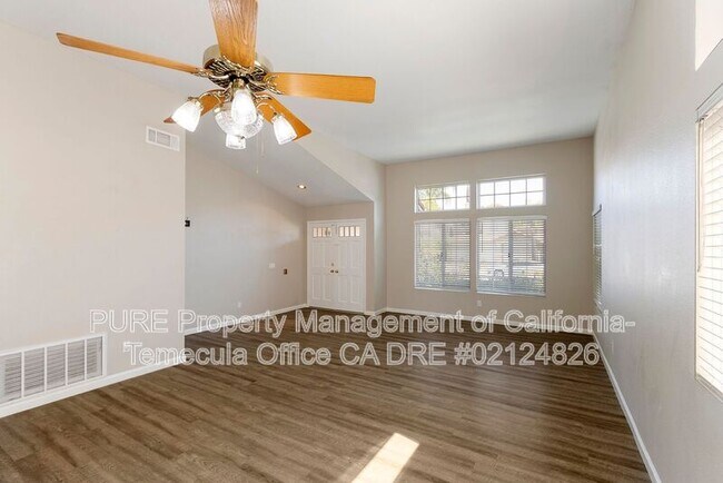 25141 Calle Viejo Murrieta, CA 92563 photo 3