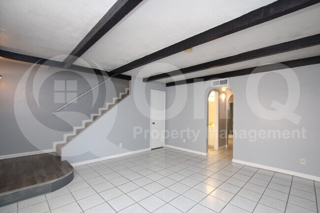 2211 W Turney Ave Phoenix, AZ 85015 photo 3