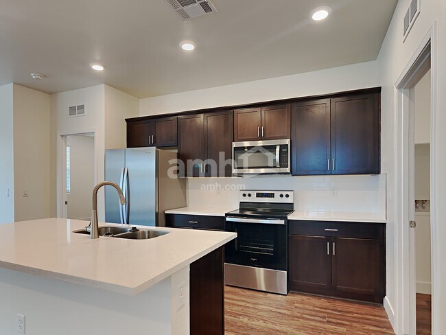 21355 S 231st St Queen Creek, AZ 85142 photo 2