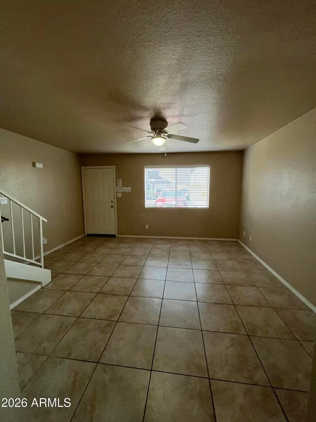 3011 E Cicero St photo 4