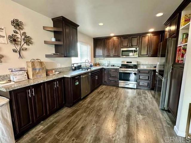 9829 Caspi Gardens Dr Santee, CA 92071 photo 4