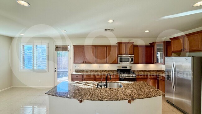 7761 W Adam Ave Peoria, AZ 85382 photo 4
