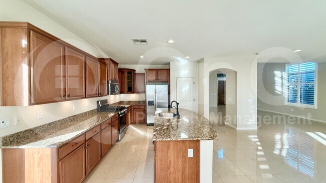 7761 W Adam Ave Peoria, AZ 85382 photo 3