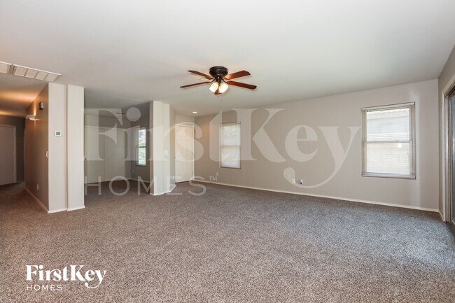 2050 W Hayden Peak Dr San Tan Valley, AZ 85142 photo 4