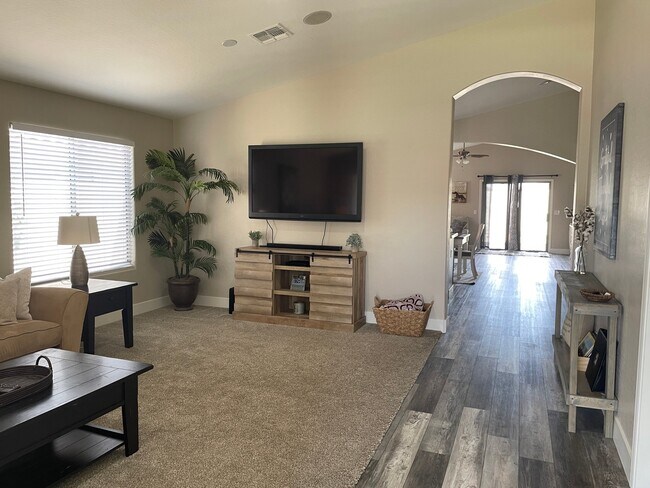 34809 N Gurnsey Trail San Tan Valley, AZ 85143 photo 5