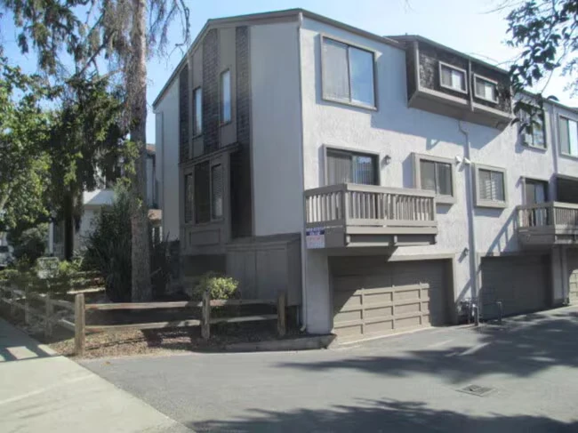 850 Bellomy St Santa Clara, CA 95050 photo 4