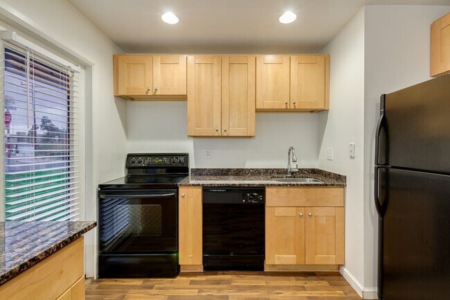 3007 N 22nd St Phoenix, AZ 85016 photo 3