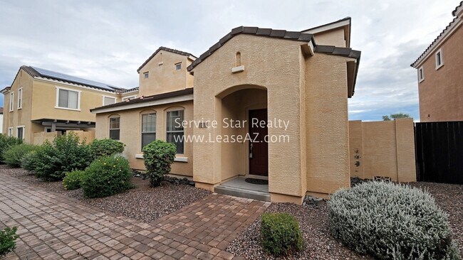 1733 S Balboa Dr Gilbert, AZ 85295 photo 3