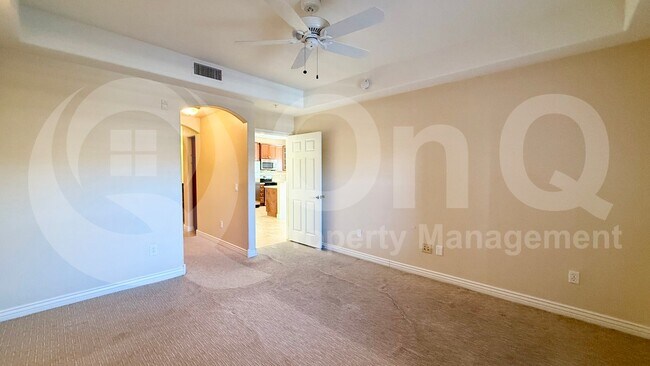 5350 E Deer Valley Dr Phoenix, AZ 85054 photo 5