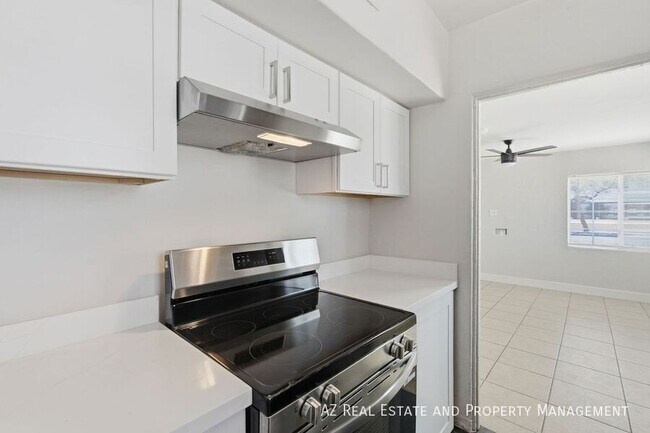 1038 N 16th St Phoenix, AZ 85006 photo 5