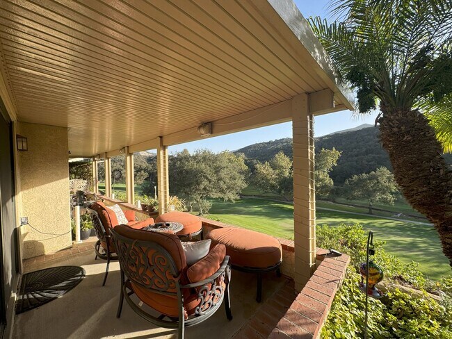 2310 Vista Valley Ln Vista, CA 92084 photo 3