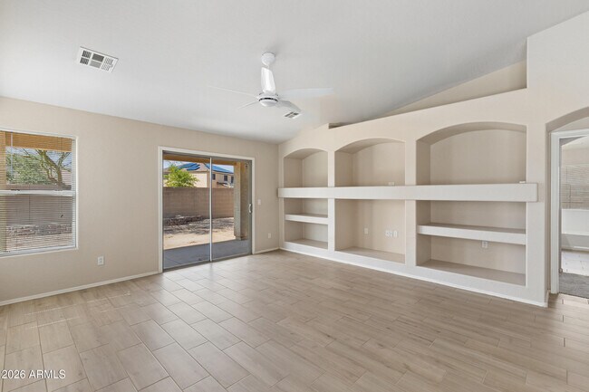 1576 E Gabrilla Dr Casa Grande, AZ 85122 photo 5
