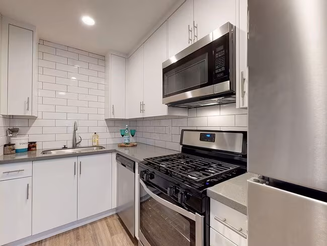 Avocado Place photo 3