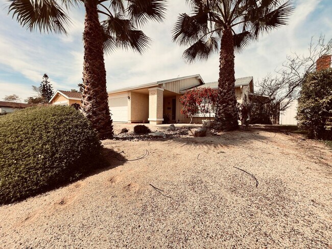 7976 Glenda Way San Diego, CA 92126 photo 2