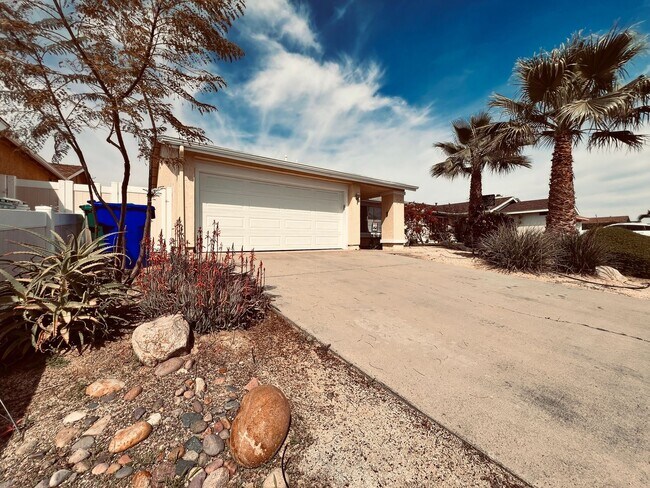 7976 Glenda Way San Diego, CA 92126 photo 3