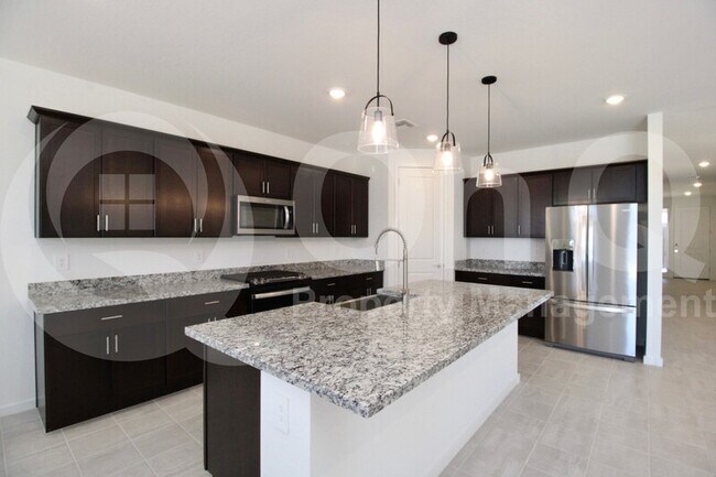 183 S 176th Dr Goodyear, AZ 85338 photo 3