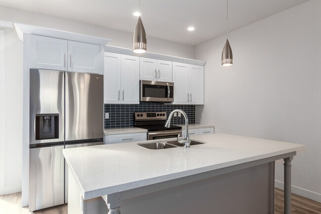 3148 N 37th St Phoenix, AZ 85018 photo 2
