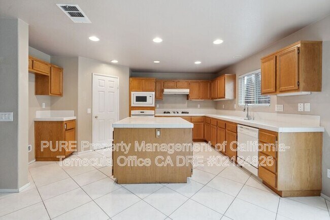 29228 Gandolf Ct Murrieta, CA 92563 photo 5