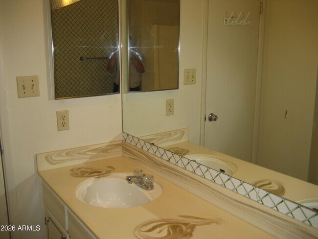 11634 N 49th Ave Glendale, AZ 85304 photo 5