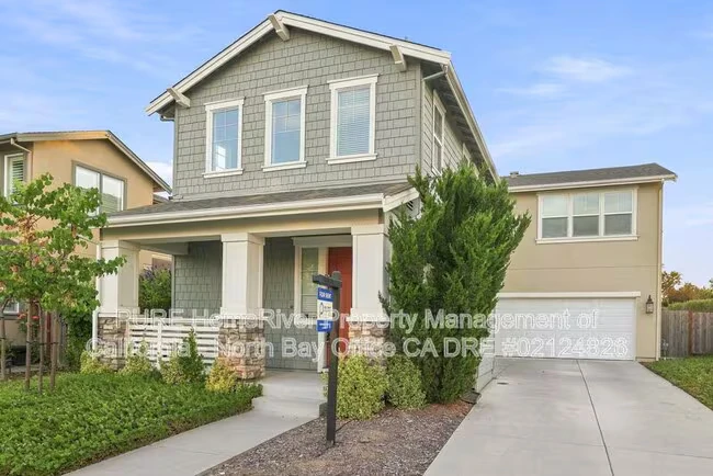 1581 Country Manor Dr photo 2