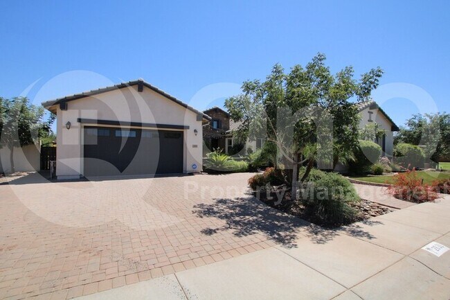 2831 E Oriole Dr Gilbert, AZ 85297 photo 2