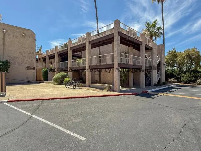 7402 E Carefree Dr Carefree, AZ 85377 photo 2