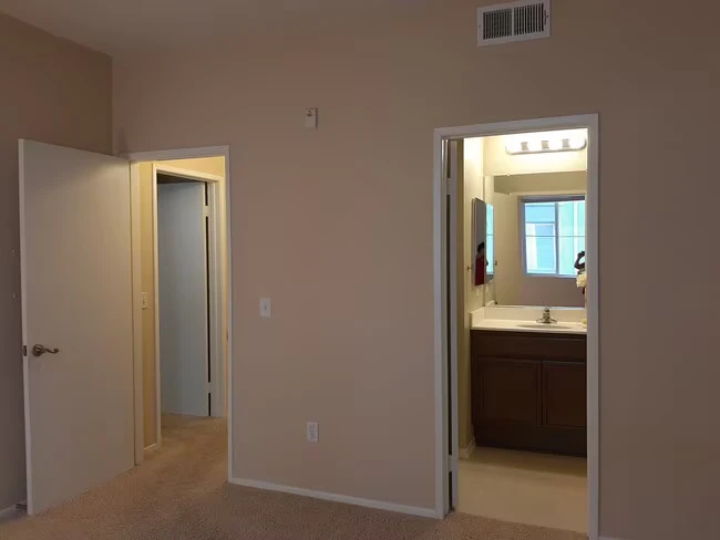 4864 Haight Trl San Diego, CA 92123 photo 4