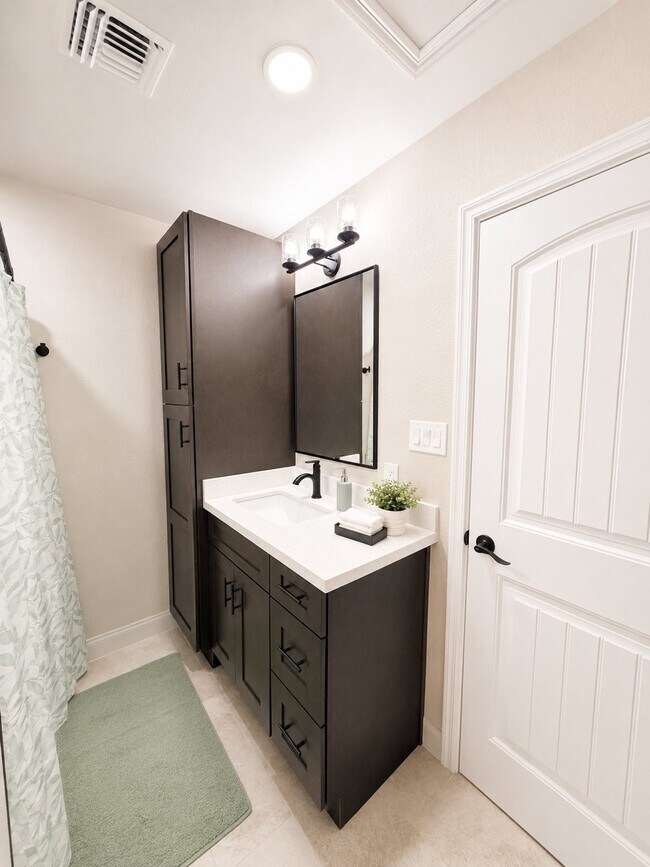 3757 W Joan De Arc Ave Phoenix, AZ 85029 photo 5