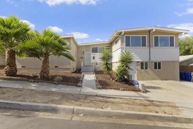 5431 Mary Ln Dr San Diego, CA 92115 photo 2