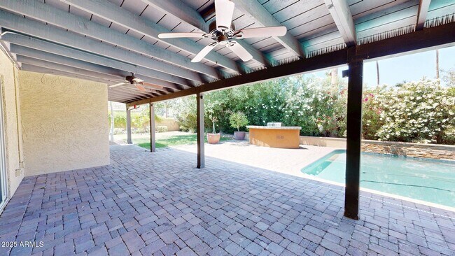 2534 S Grandview Ave Tempe, AZ 85282 photo 5