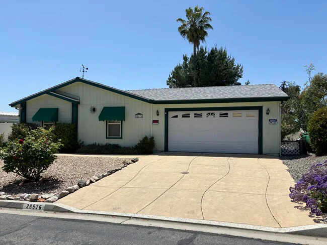 28676 Via Playa Del Rey Murrieta, CA 92563