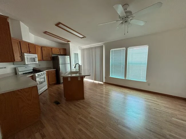 28676 Via Playa Del Rey Murrieta, CA 92563 photo 3