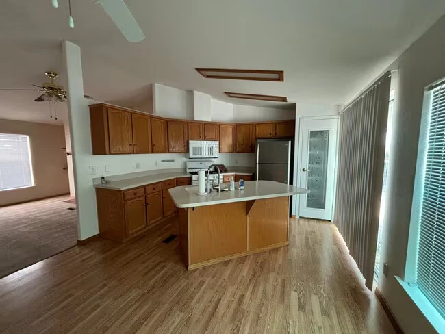 28676 Via Playa Del Rey Murrieta, CA 92563 photo 4