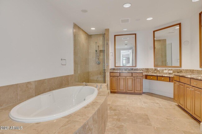 2211 E Camelback Rd Phoenix, AZ 85016 photo 5