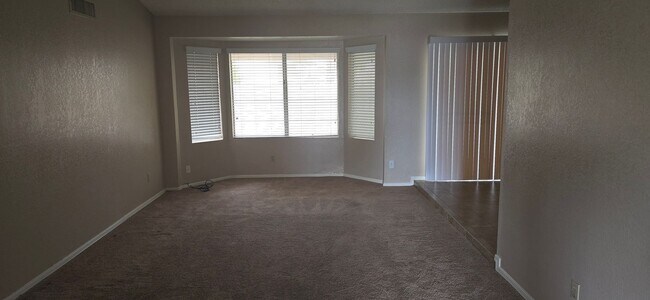 6407 W Brown St Glendale, AZ 85302 photo 3