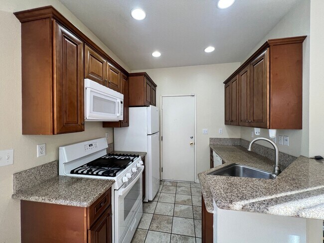 11033 Caminito Arcada San Diego, CA 92131 photo 2
