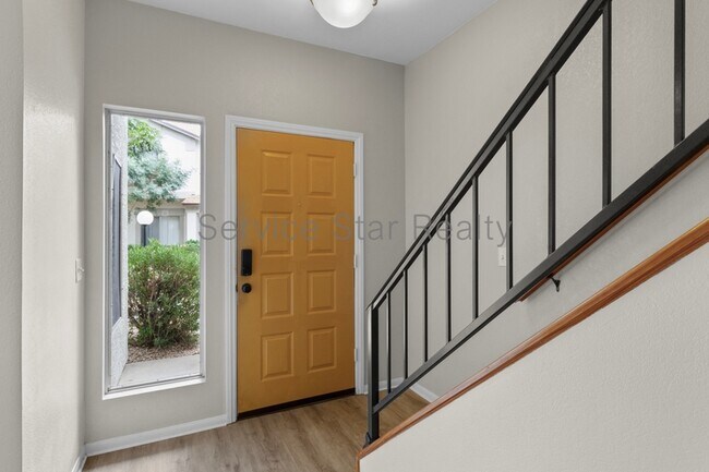 4114 E Union Hills Dr Phoenix, AZ 85050 photo 4