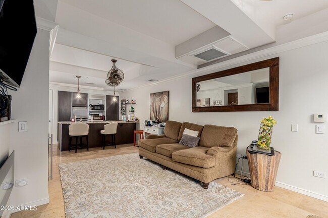 7137 E Rancho Vista Dr Scottsdale, AZ 85251 photo 4