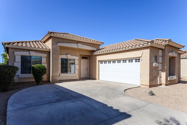 14133 W Crocus Dr Surprise, AZ 85379 photo 3