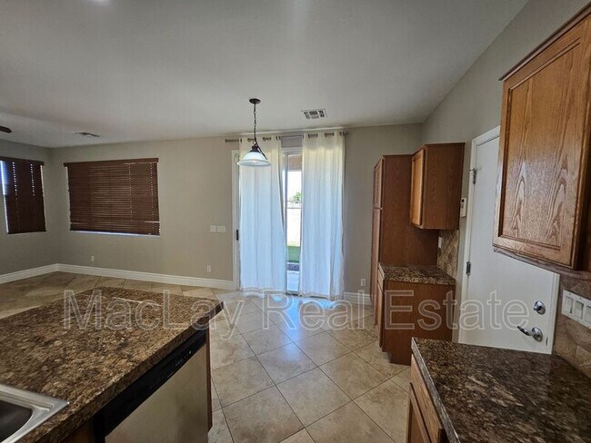 3936 E Minton St Phoenix, AZ 85042 photo 5