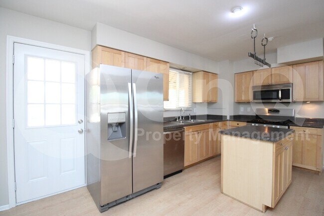 925 W Parkway Blvd Tempe, AZ 85281 photo 4