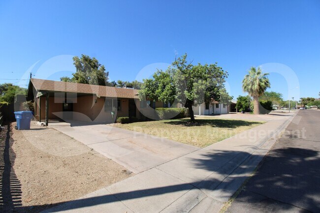 925 W Parkway Blvd Tempe, AZ 85281 photo 2