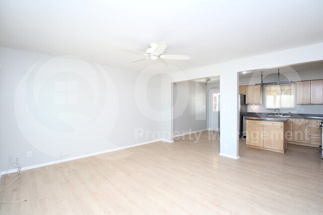 925 W Parkway Blvd Tempe, AZ 85281 photo 5