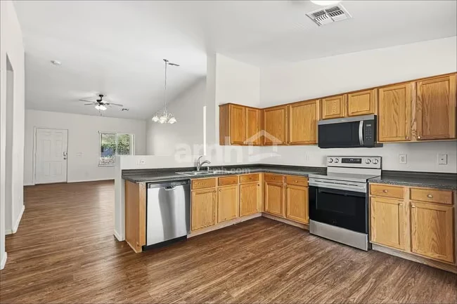 69 E Coral Bean Dr San Tan Valley, AZ 85143 photo 5