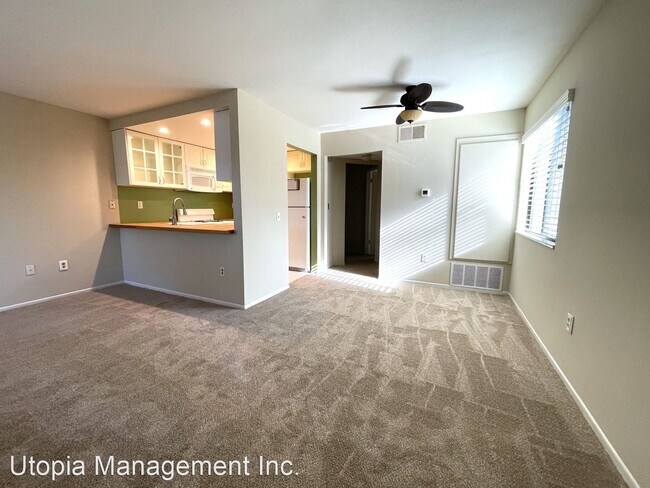 1959 Wellington Ln Vista, CA 92081 photo 3
