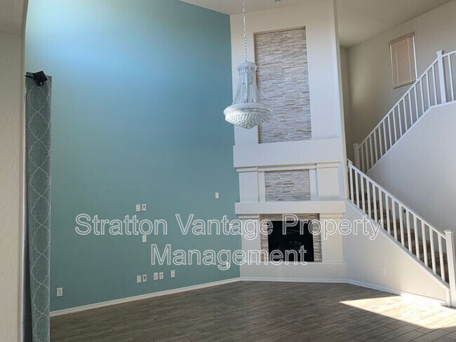 2323 W Mark Ln Phoenix, AZ 85085 photo 3